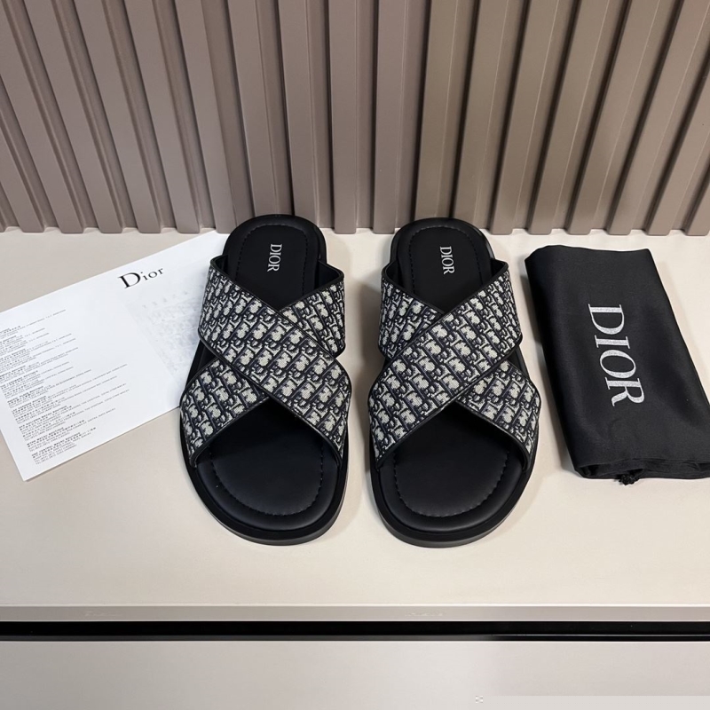 ch**an D*or slippers